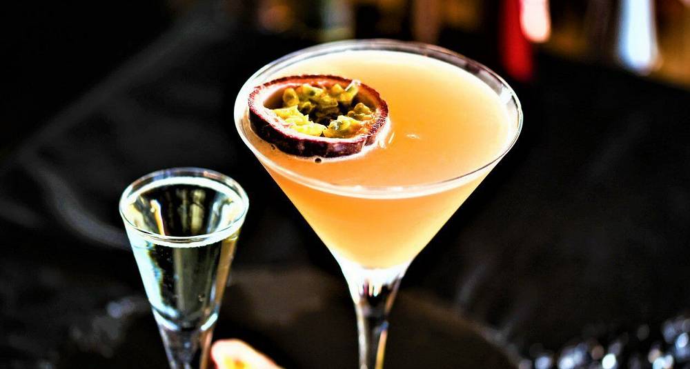 Pasjonsfrukt-martini drinkoppskrift