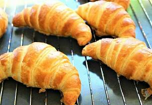 Slik baker du croissanter selv